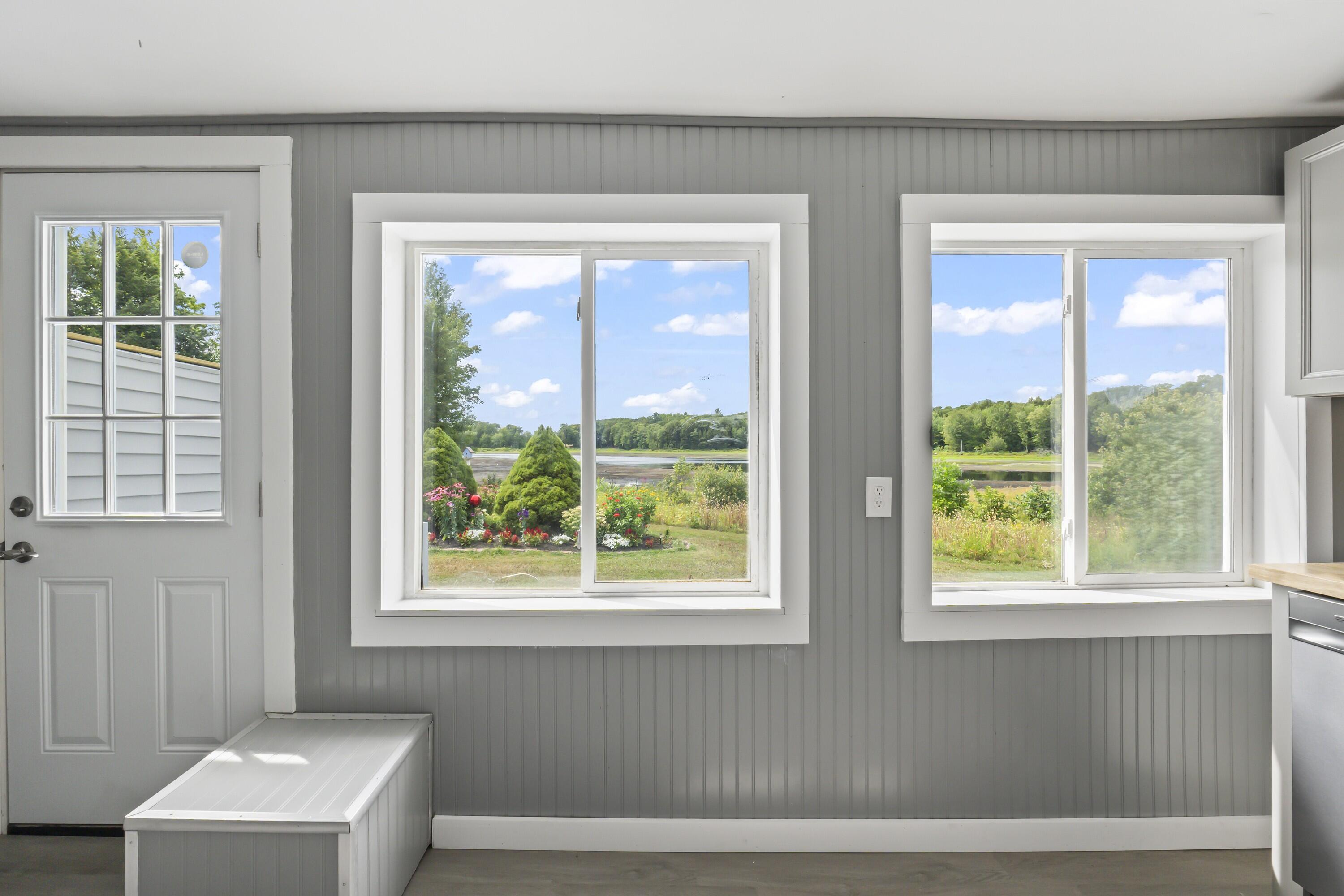 102 Manning Drive West Gardiner ME 04345