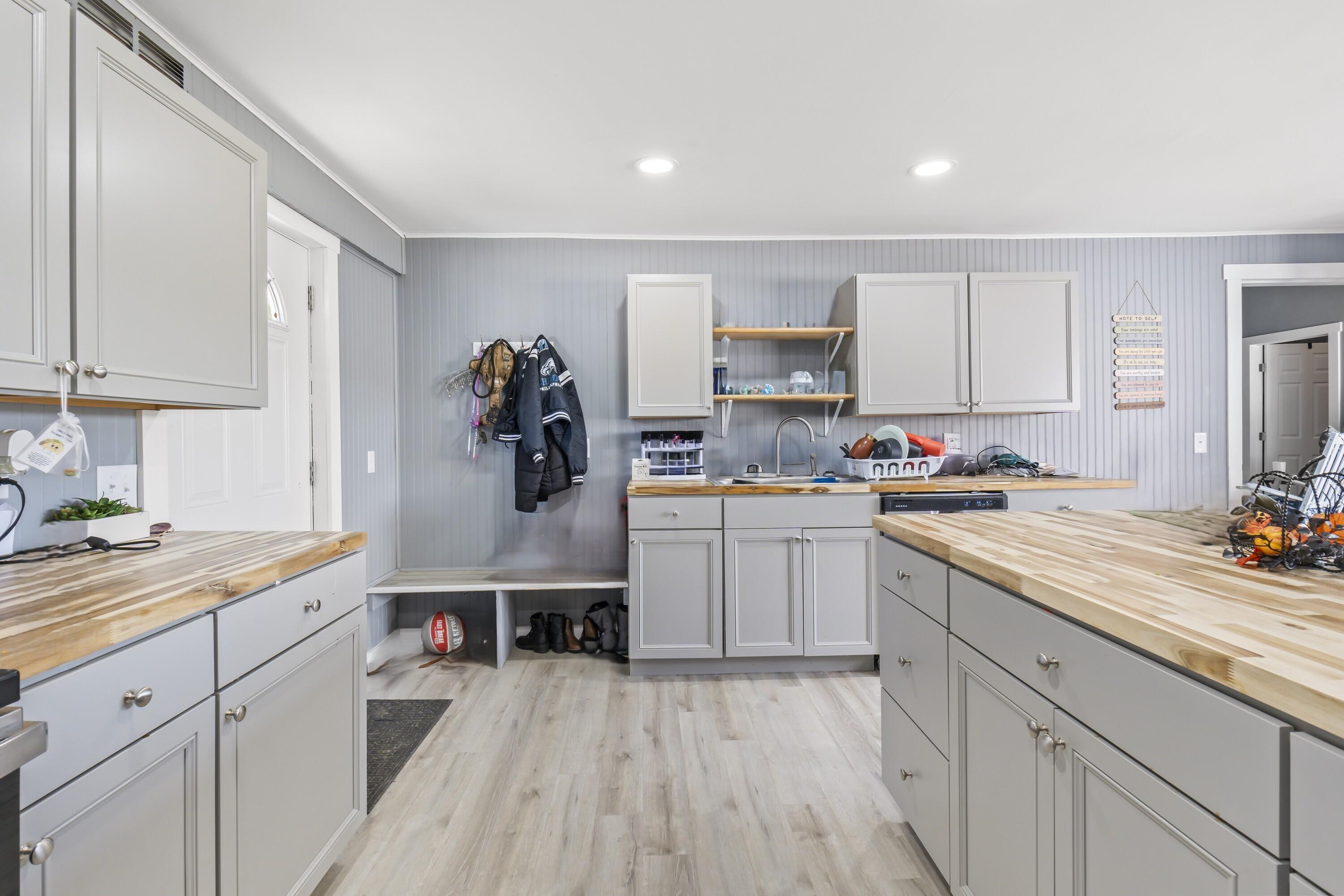 102 Manning Drive West Gardiner ME 04345