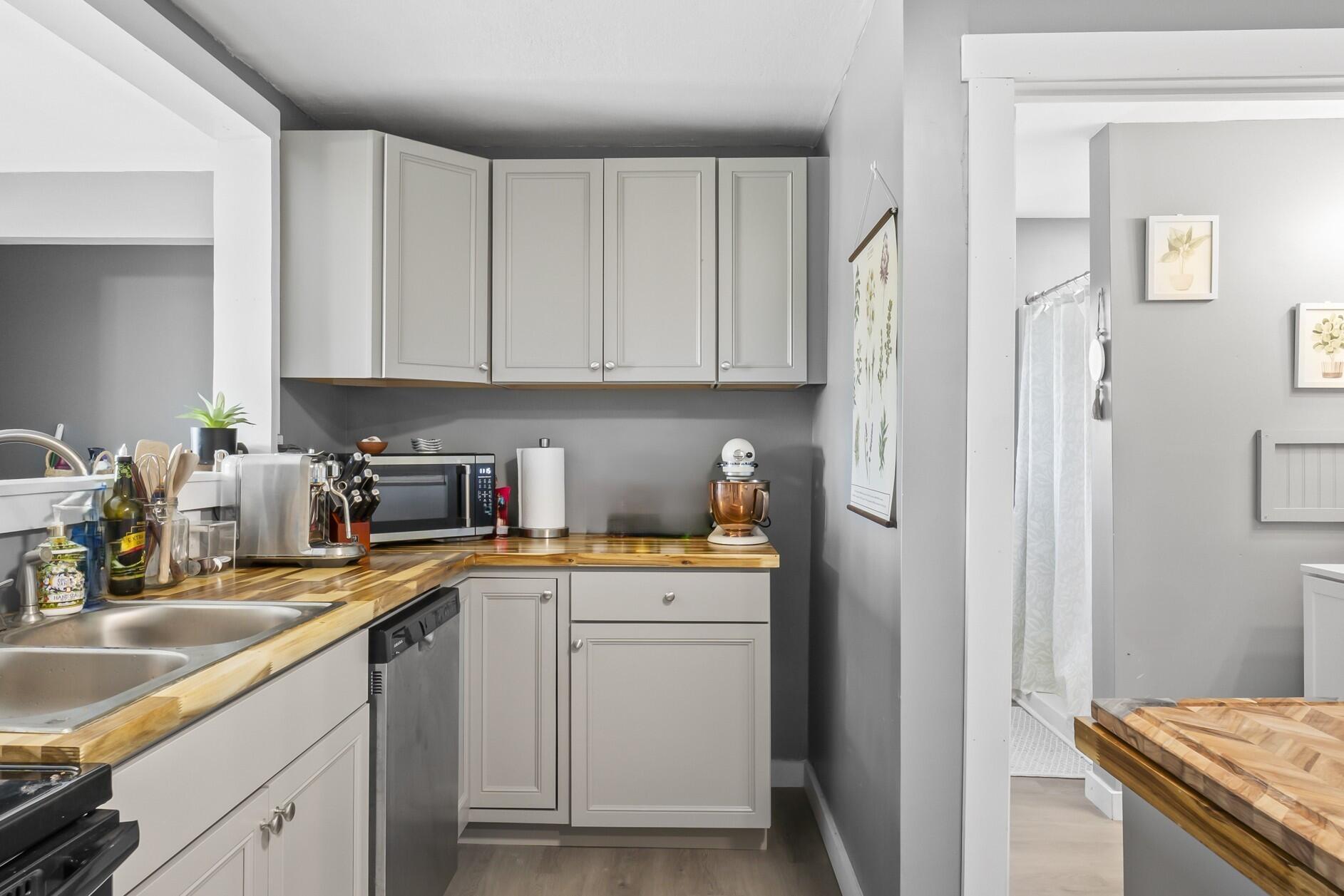 102 Manning Drive West Gardiner ME 04345