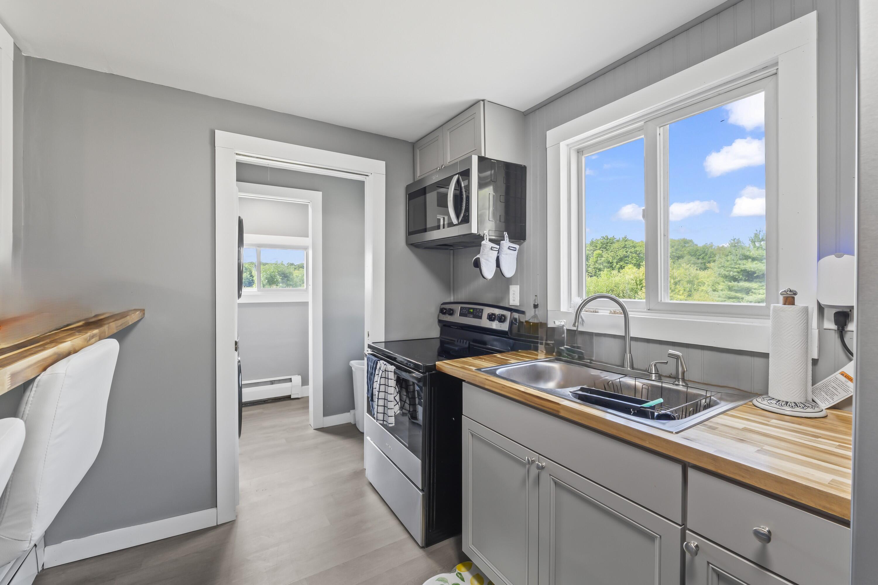 102 Manning Drive West Gardiner ME 04345