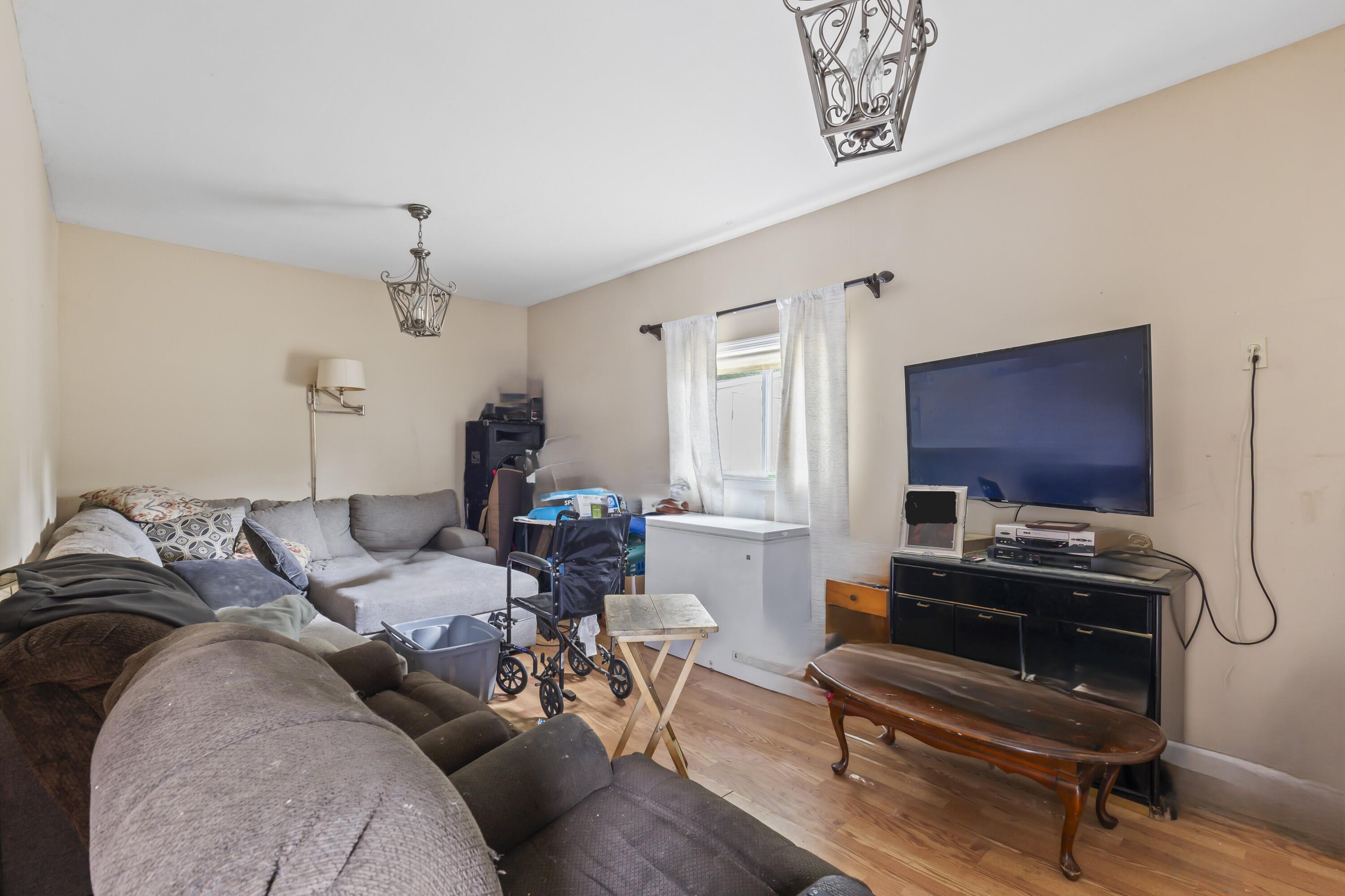 102 Manning Drive West Gardiner ME 04345