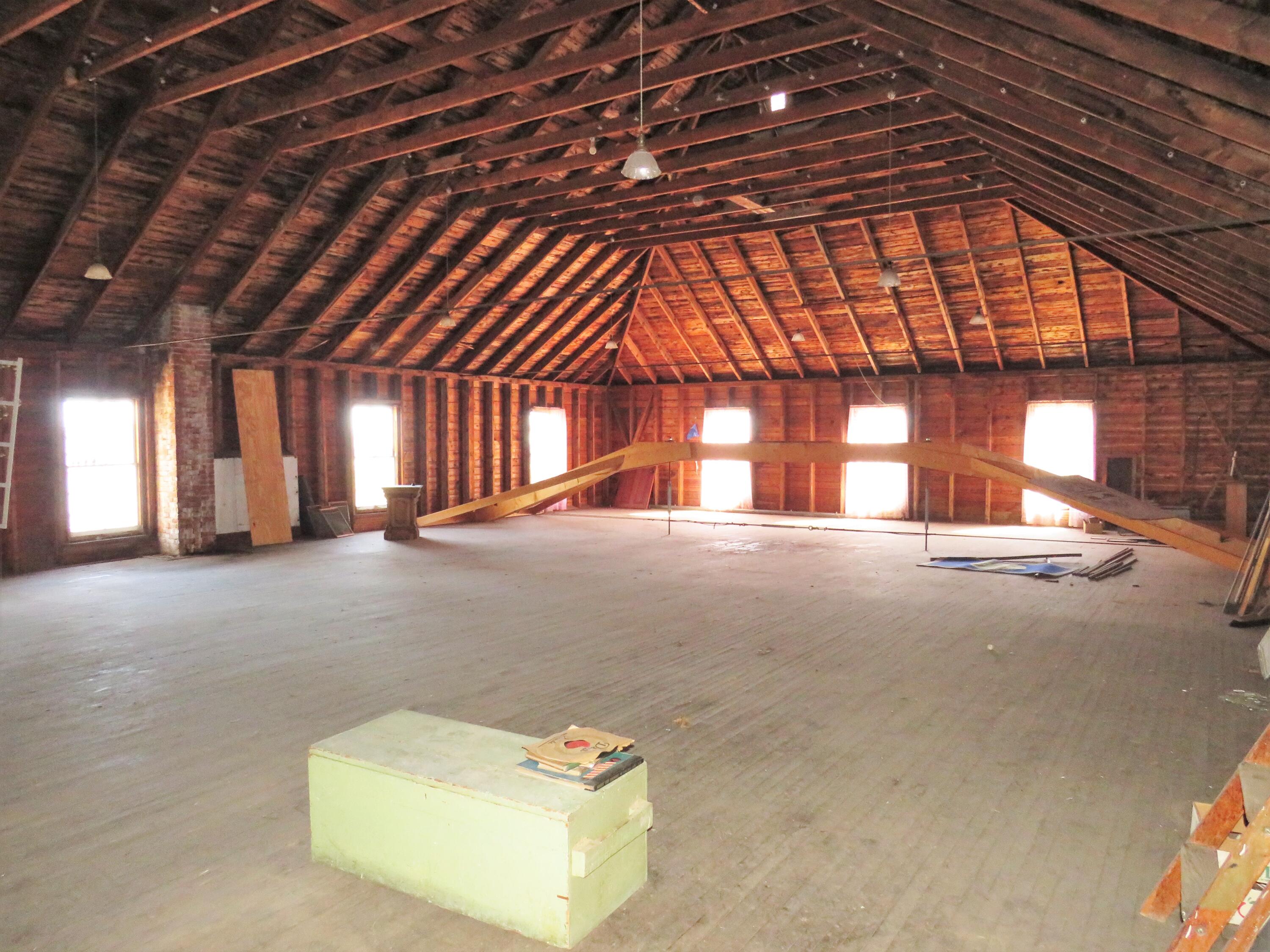 1053 Commercial Street Rockport ME 04856