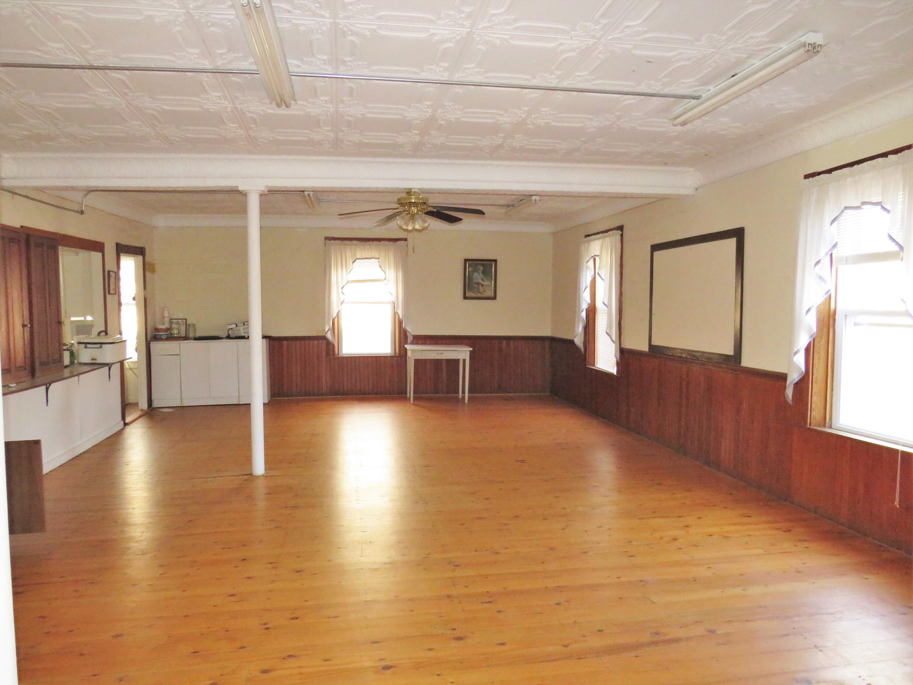 1053 Commercial Street Rockport ME 04856