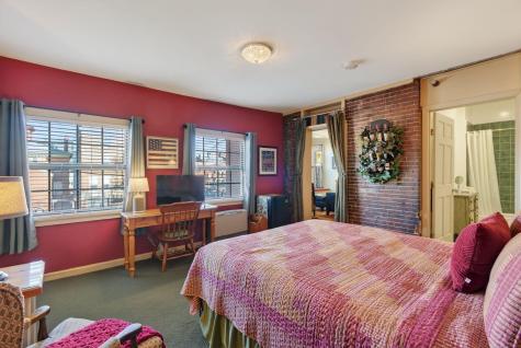 15 Pine Street Portland ME 04102