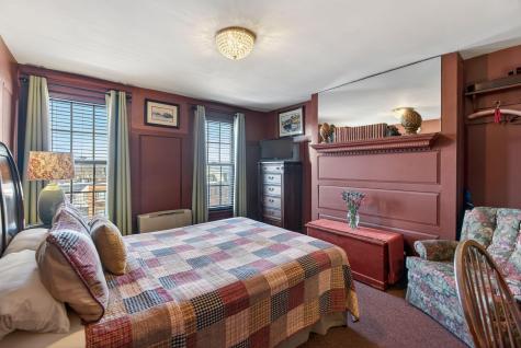 15 Pine Street Portland ME 04102