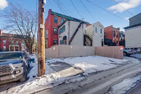 15 Pine Street Portland ME 04102