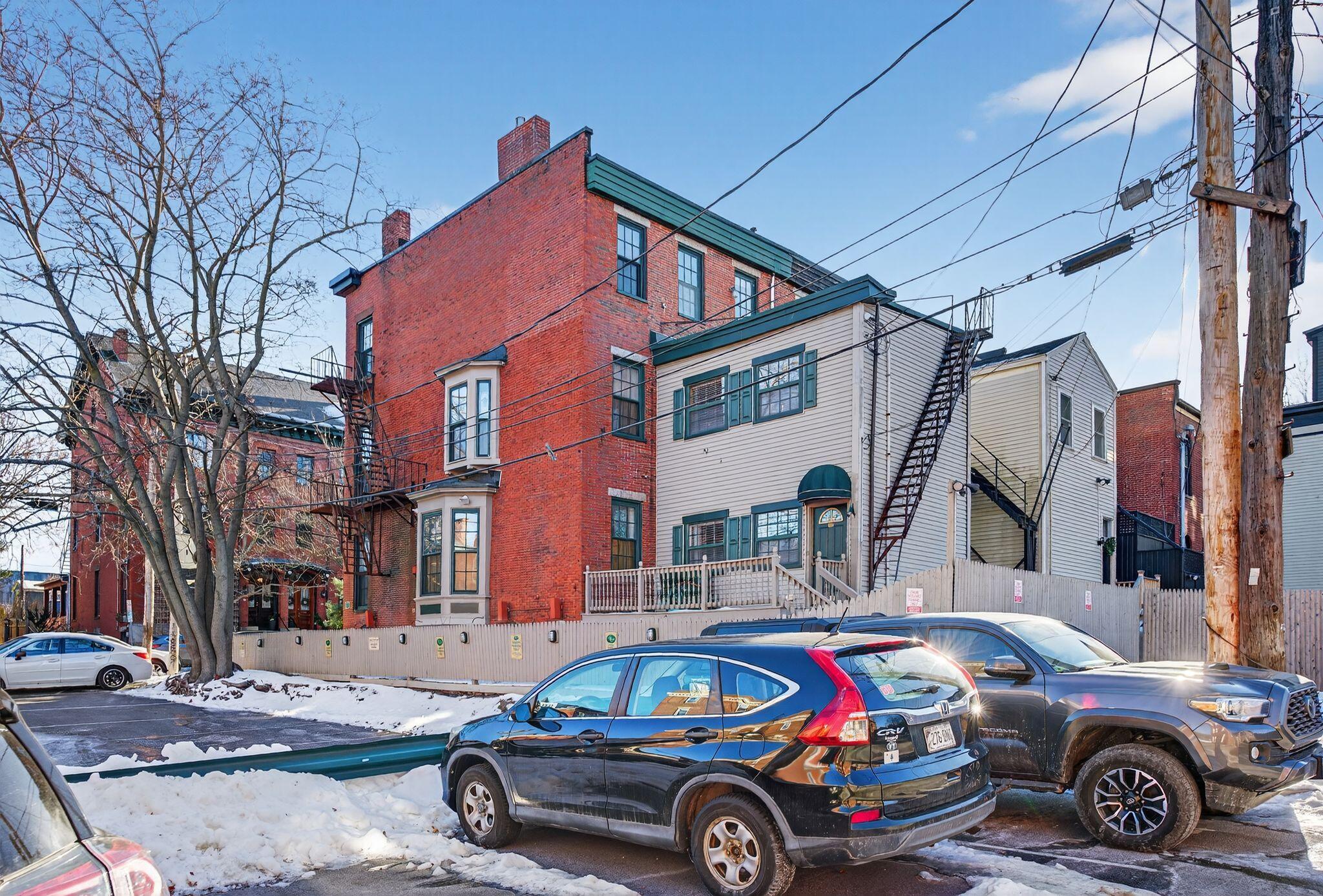 15 Pine Street Portland ME 04102