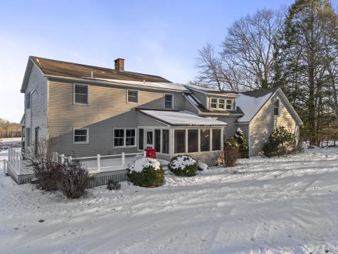 467 Bay Road Bowdoinham ME 04008