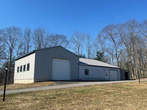 467 Bay Road Bowdoinham ME 04008