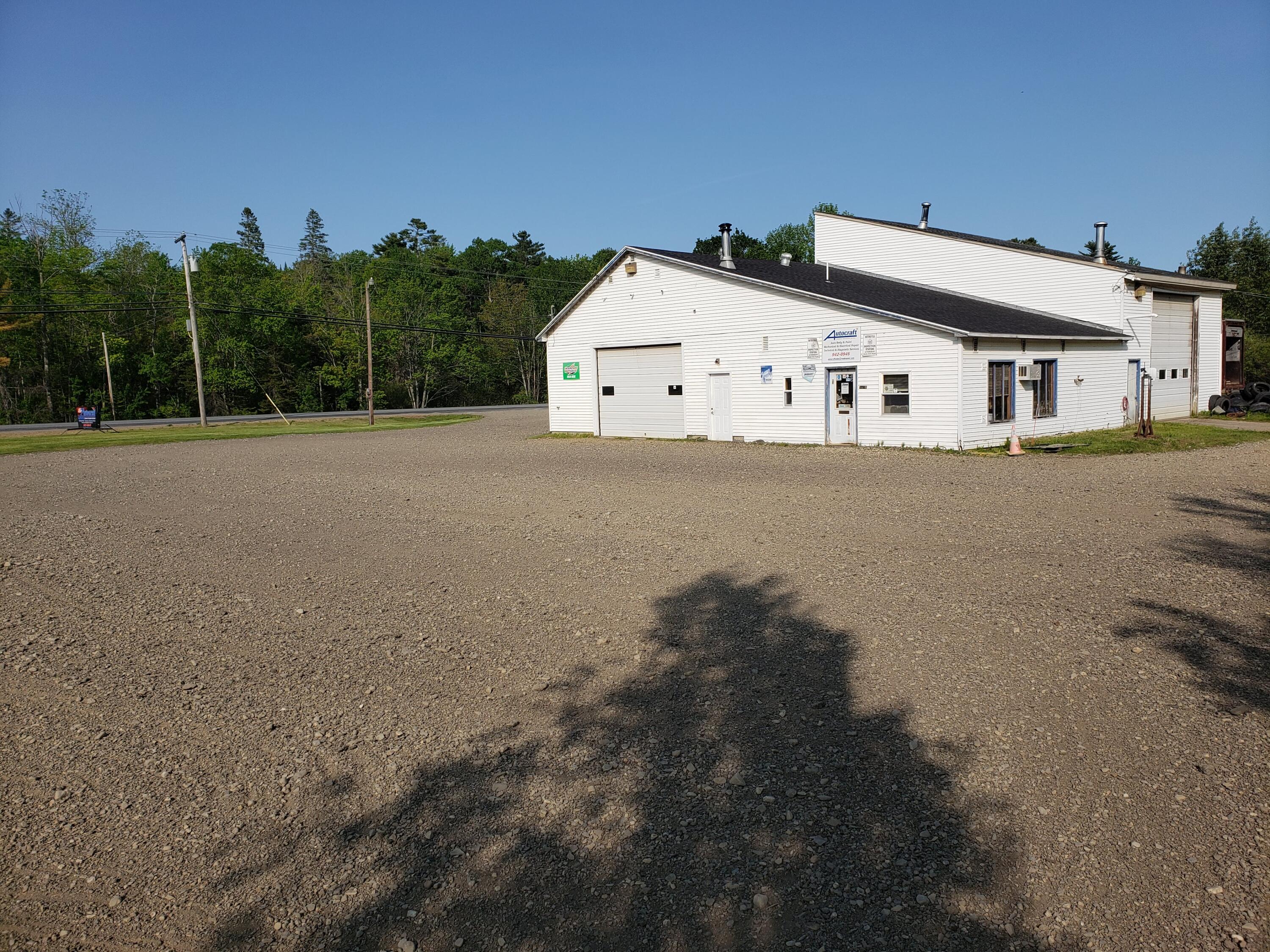 6 Mccarty Road Glenburn ME 04401