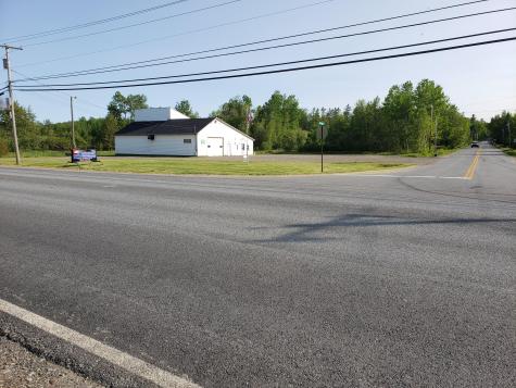 6 Mccarty Road Glenburn ME 04401