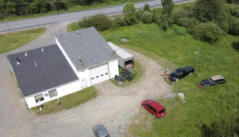 6 Mccarty Road Glenburn ME 04401