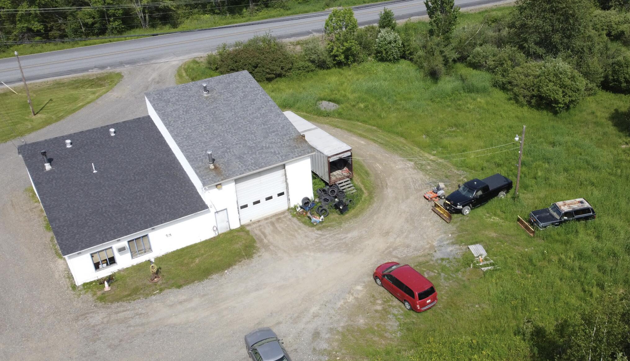 6 Mccarty Road Glenburn ME 04401