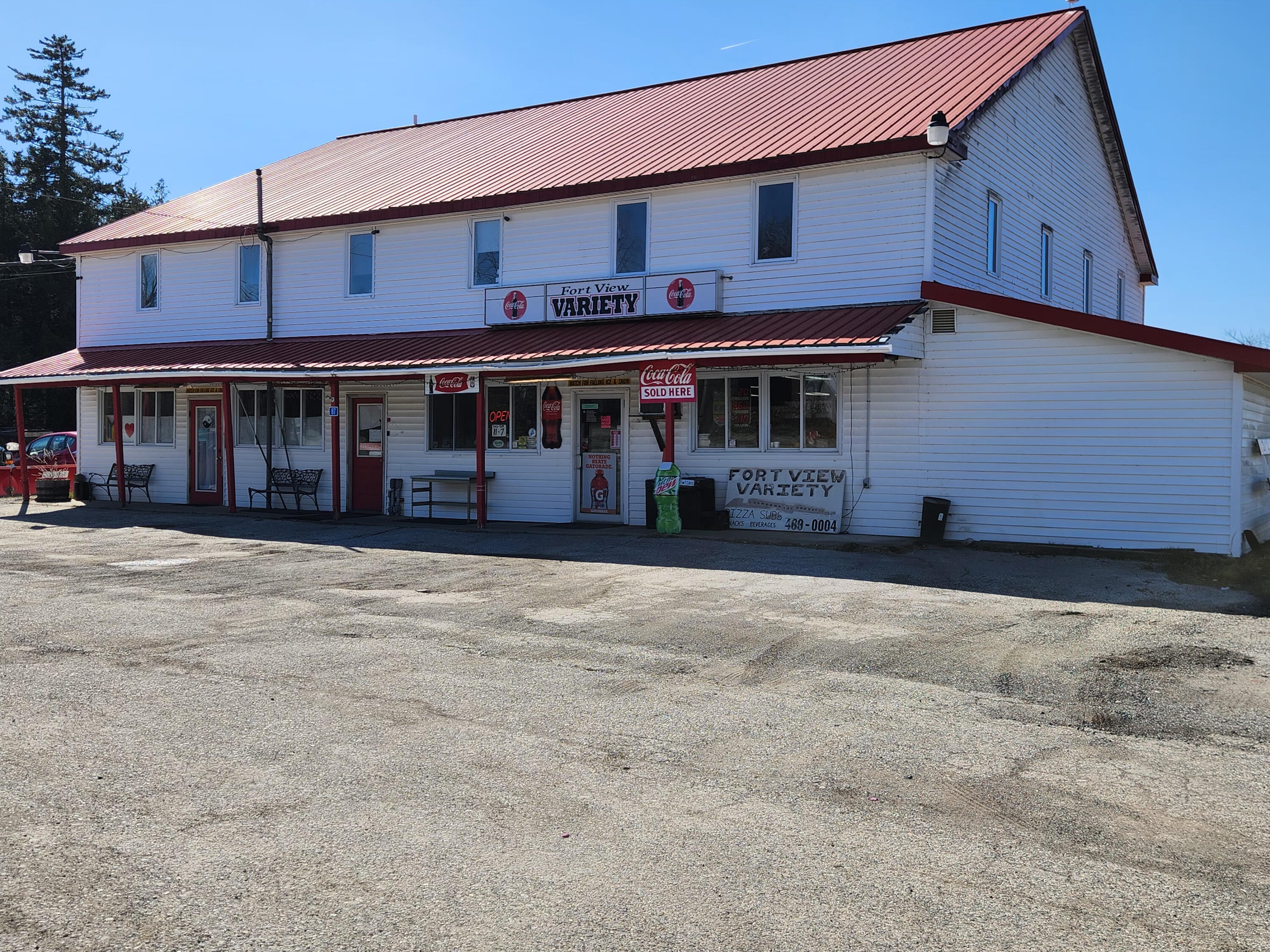 87 U.s. Highway 1 Verona Island ME 04416