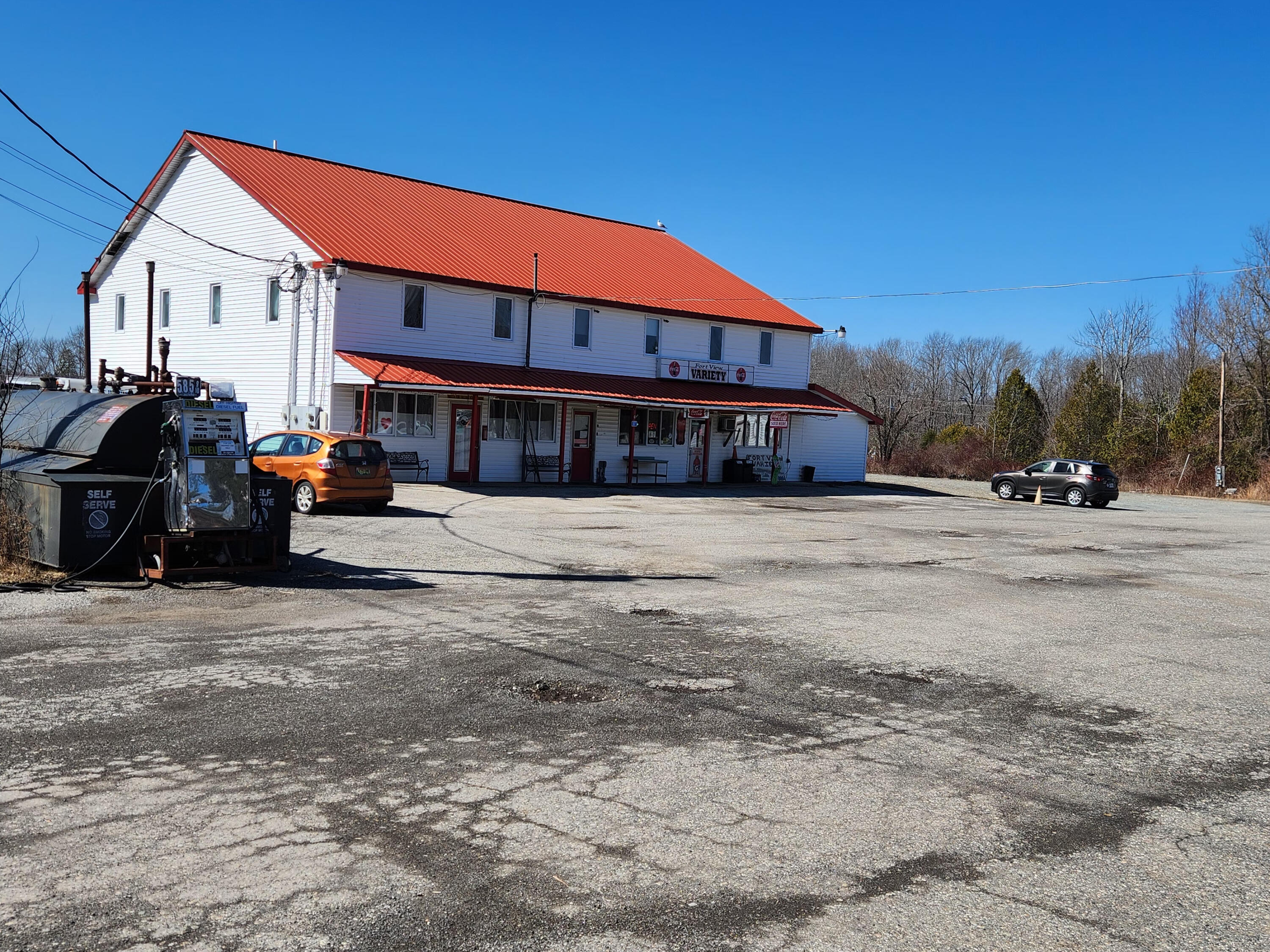 87 U.s. Highway 1 Verona Island ME 04416