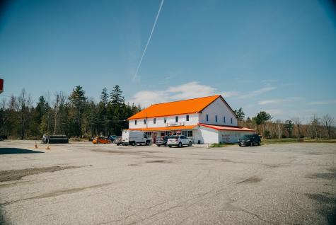 87 U.s. Highway 1 Verona Island ME 04416