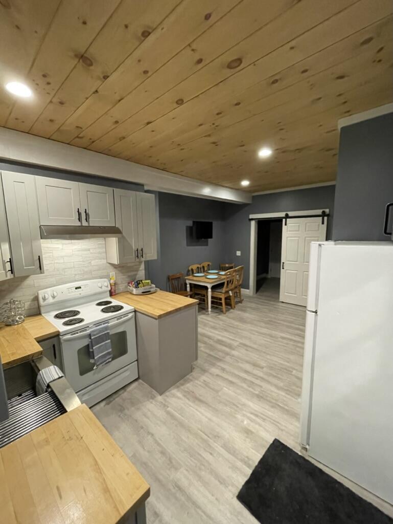 113-115 Saco Avenue Old Orchard Beach ME 04064