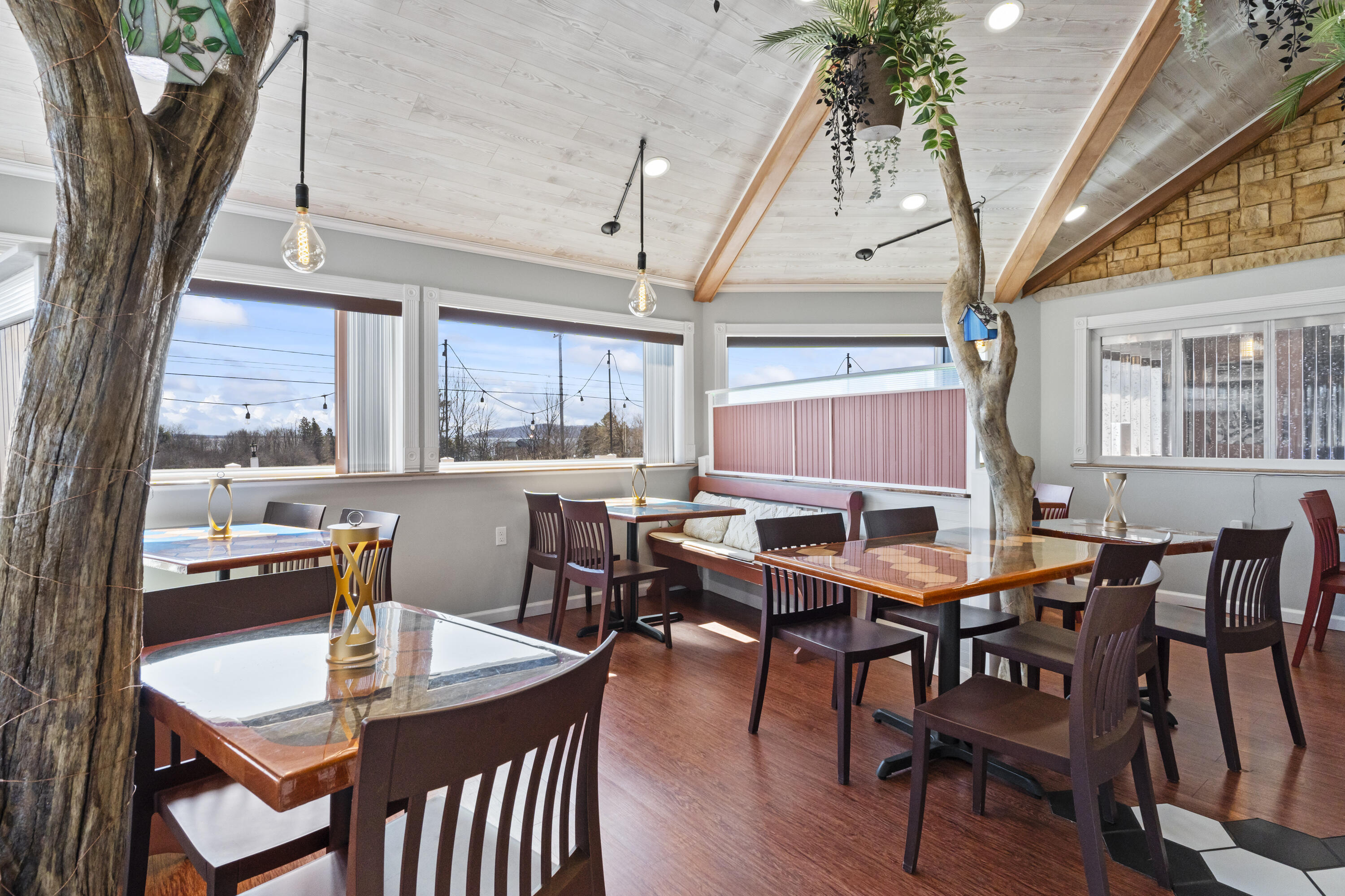 357 W Main Street Searsport ME 04974