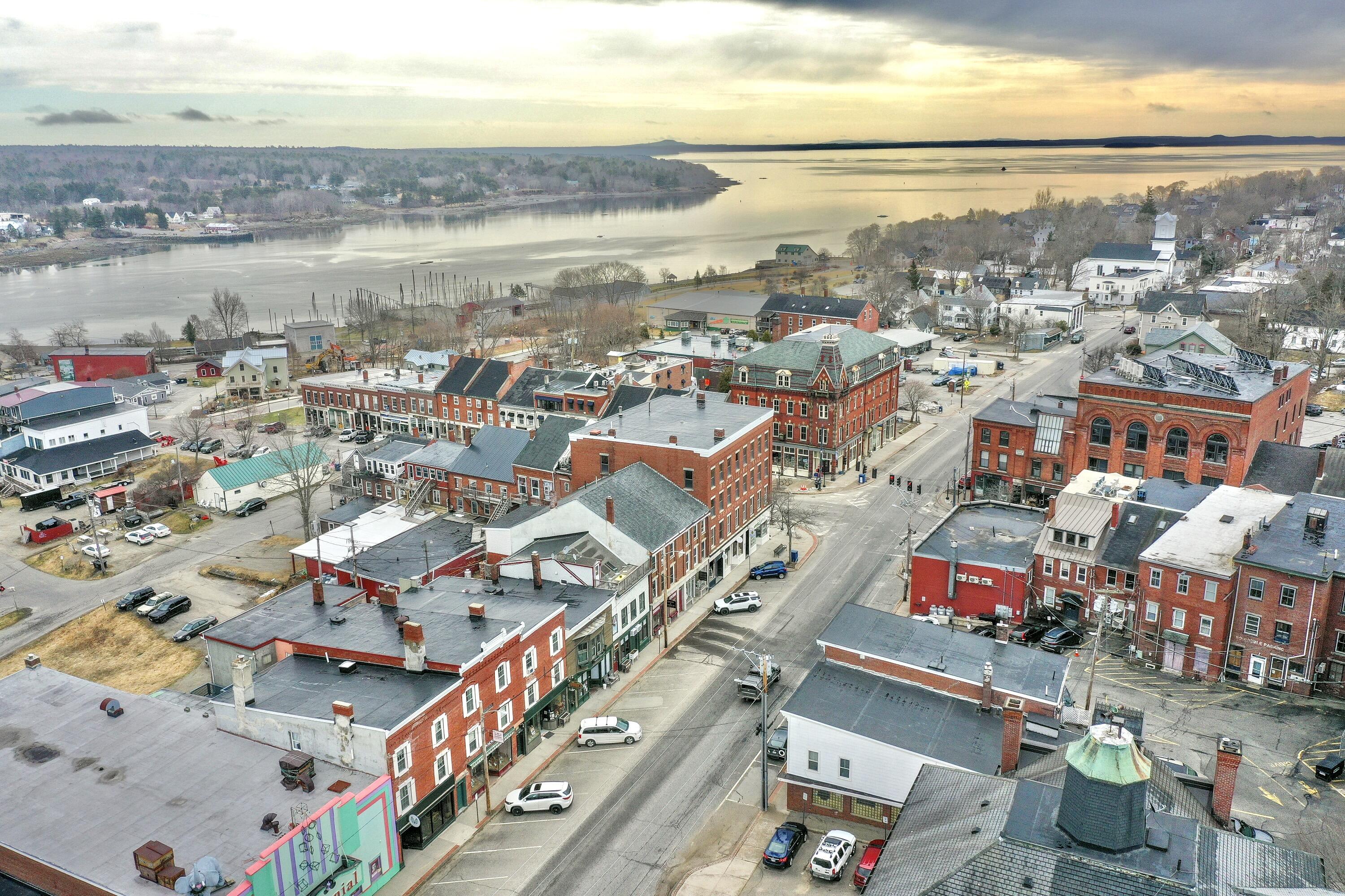 93 Main Street Belfast ME 04915