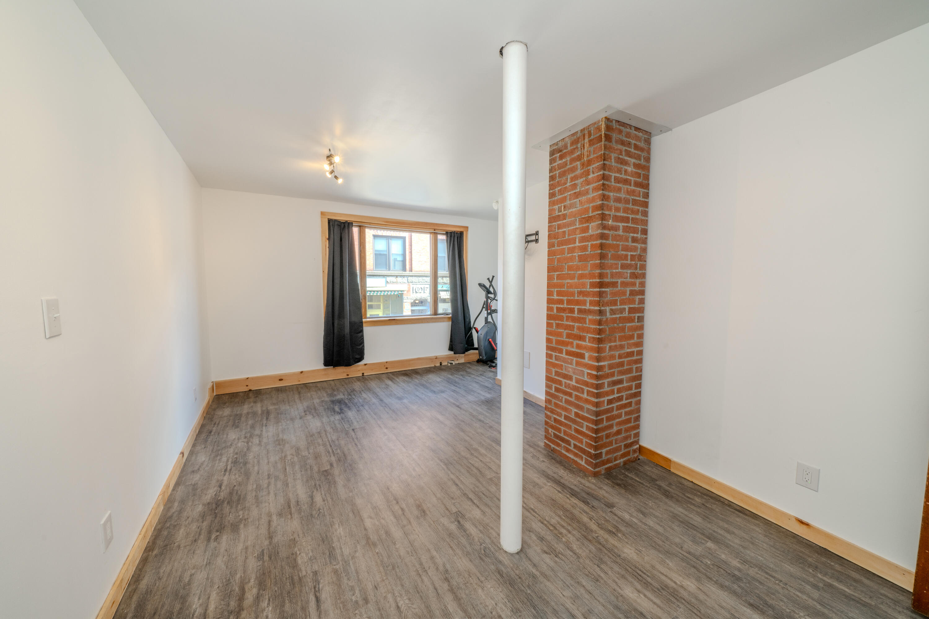 93 Main Street Belfast ME 04915