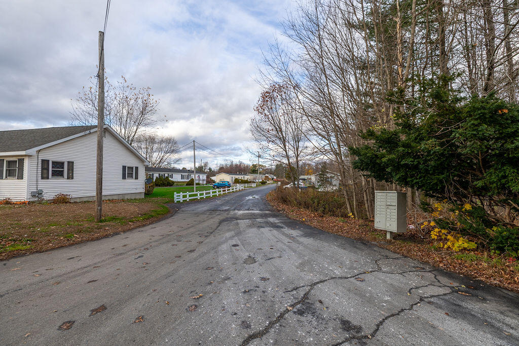 6-38 Stevens Lane Farmingdale ME 04344