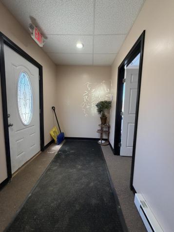 442 W Broadway Lincoln ME 04457