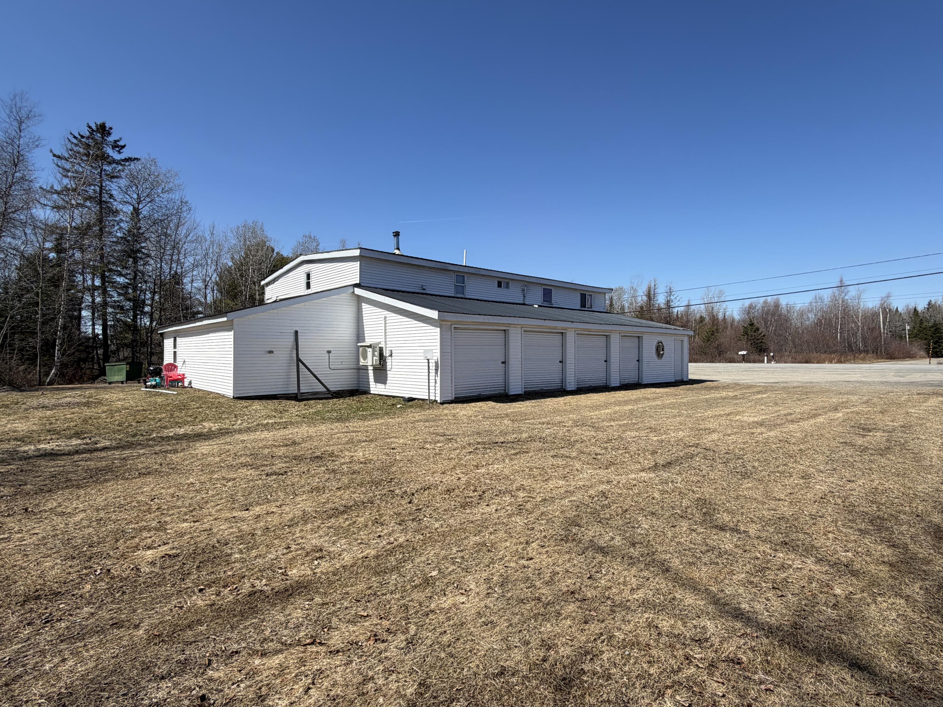 442 W Broadway Lincoln ME 04457