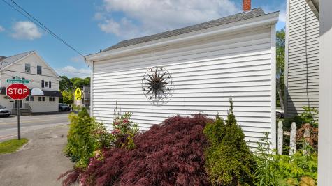 585 Hammond Street Bangor ME 04401