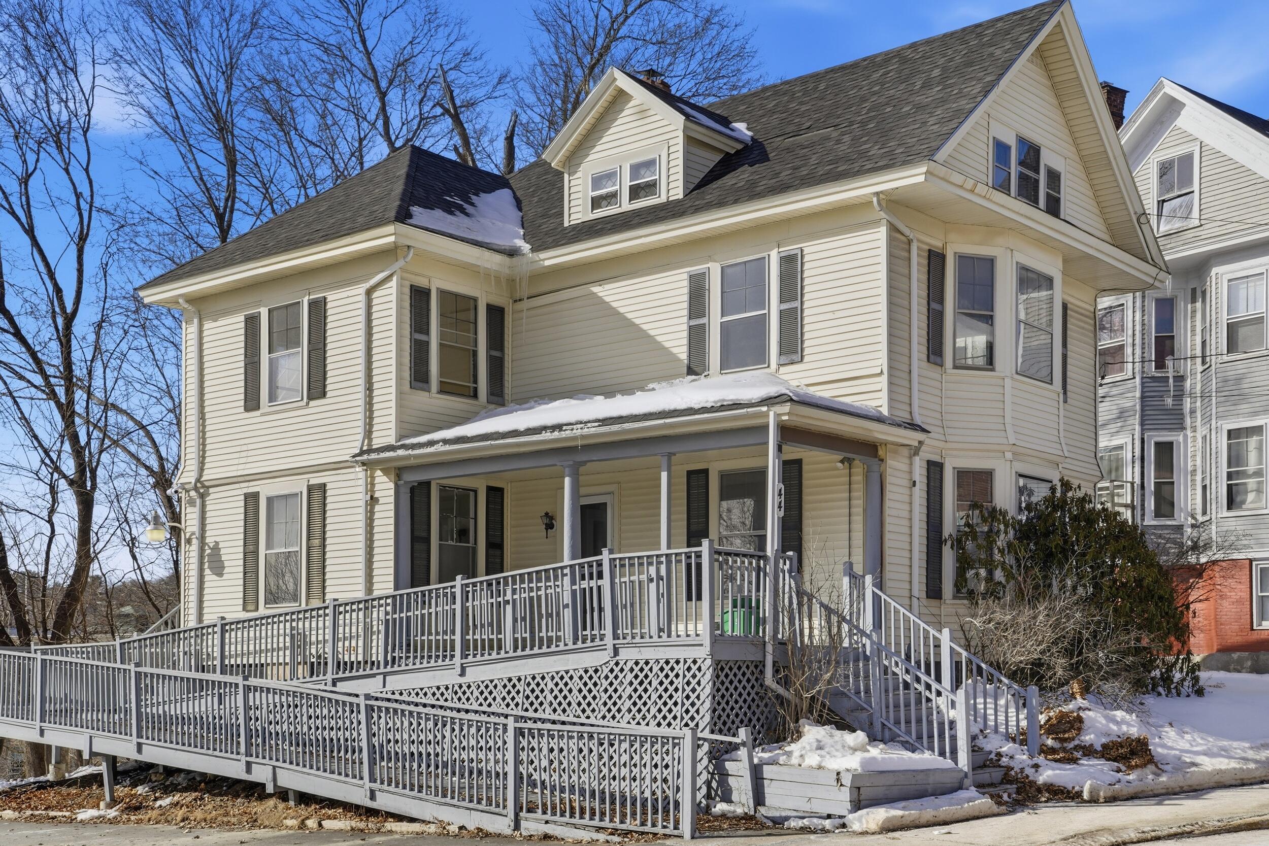 44 Center Street Bangor ME 04401