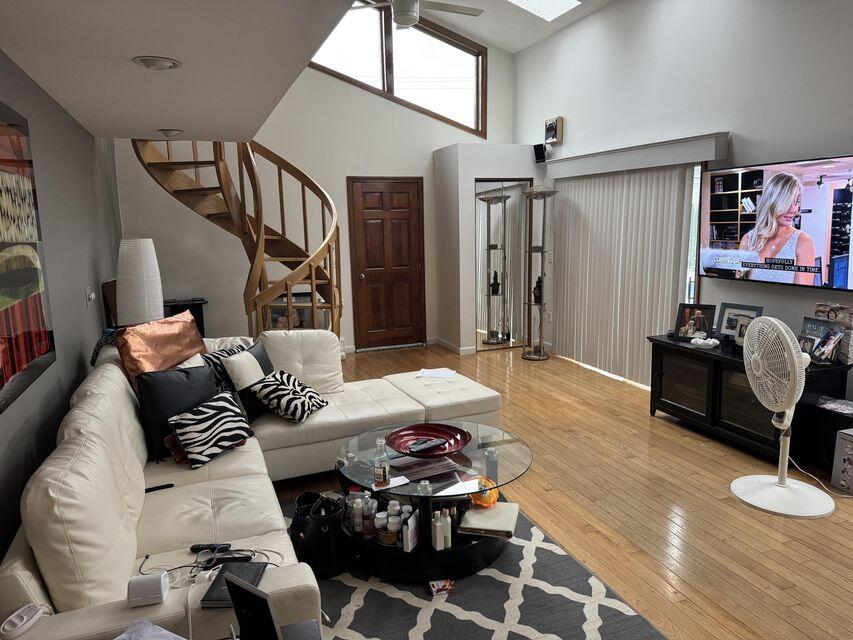 136 W Grand Avenue Old Orchard Beach ME 04064
