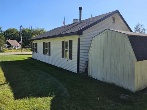 48 Blackswoods Road Franklin ME 04634