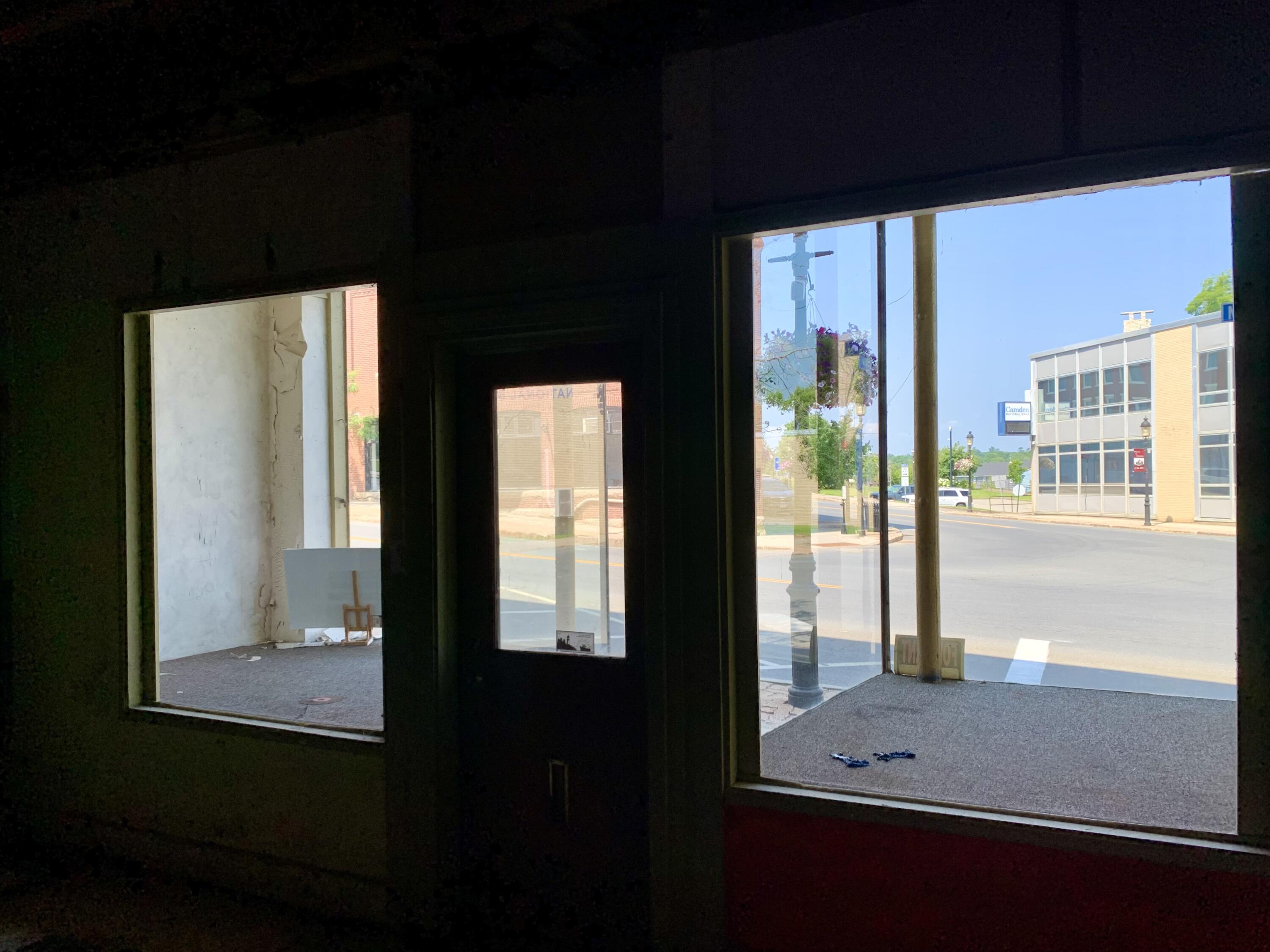 383 Main Street Calais ME 04619