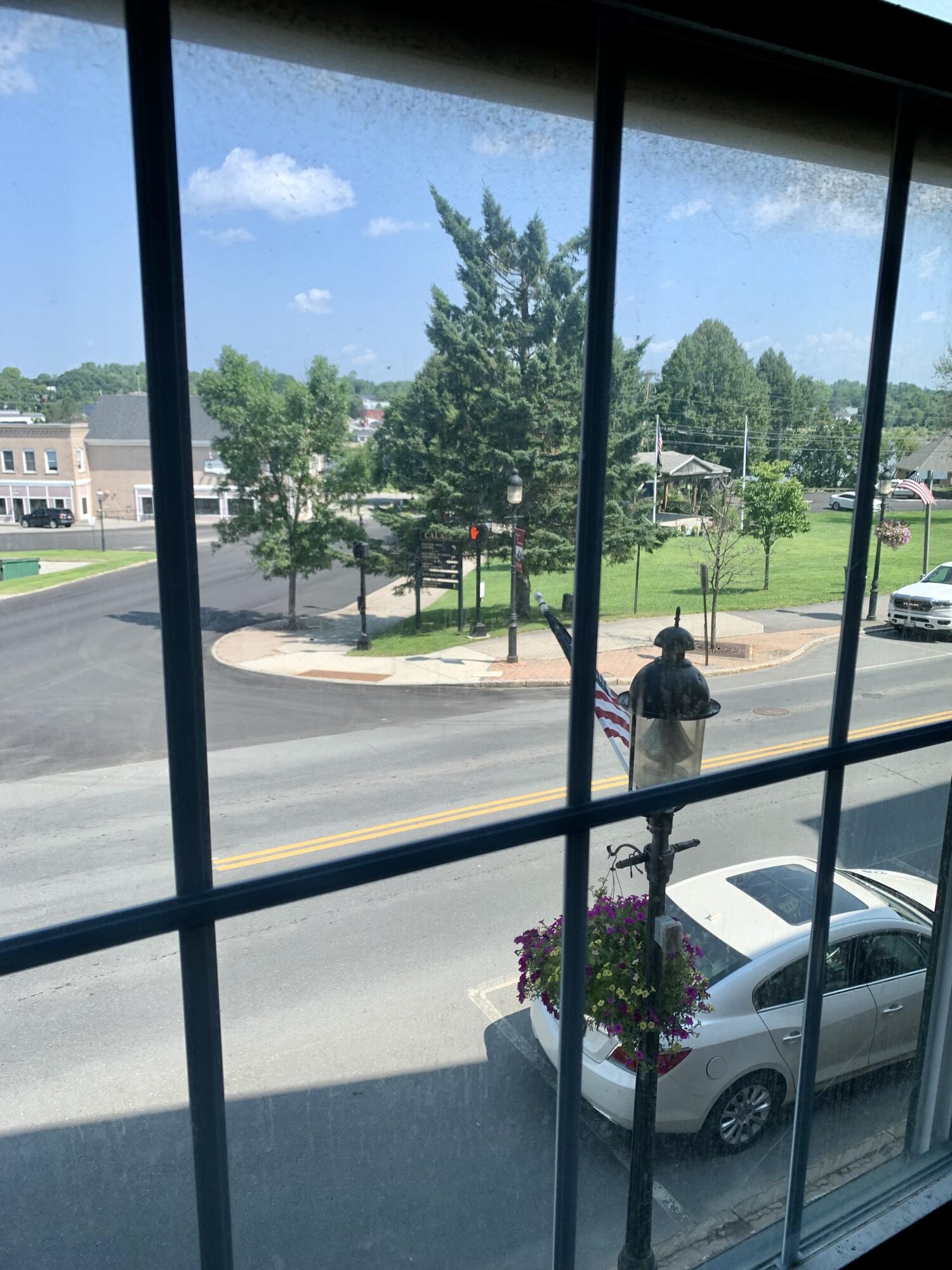 383 Main Street Calais ME 04619