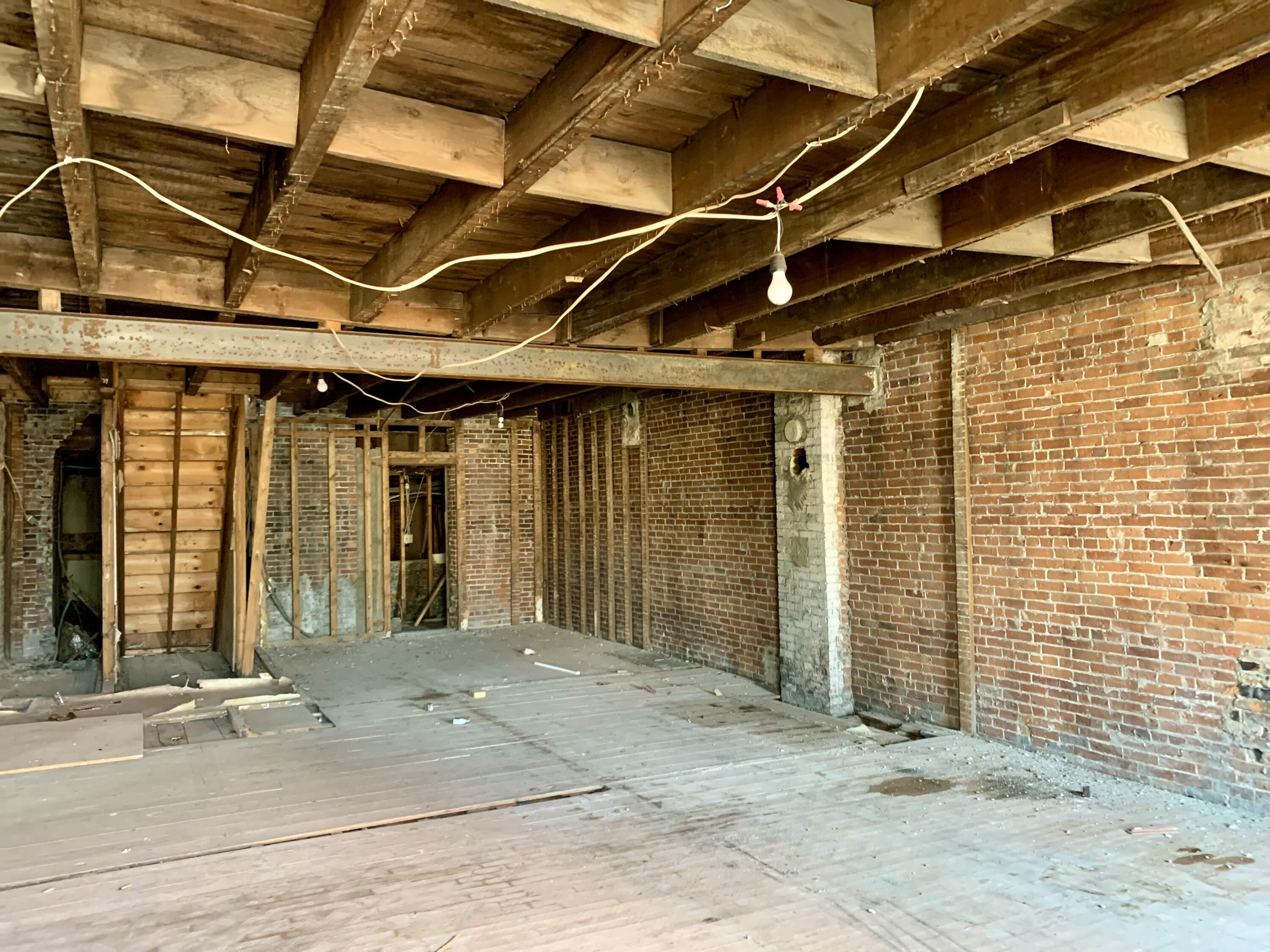 383 Main Street Calais ME 04619