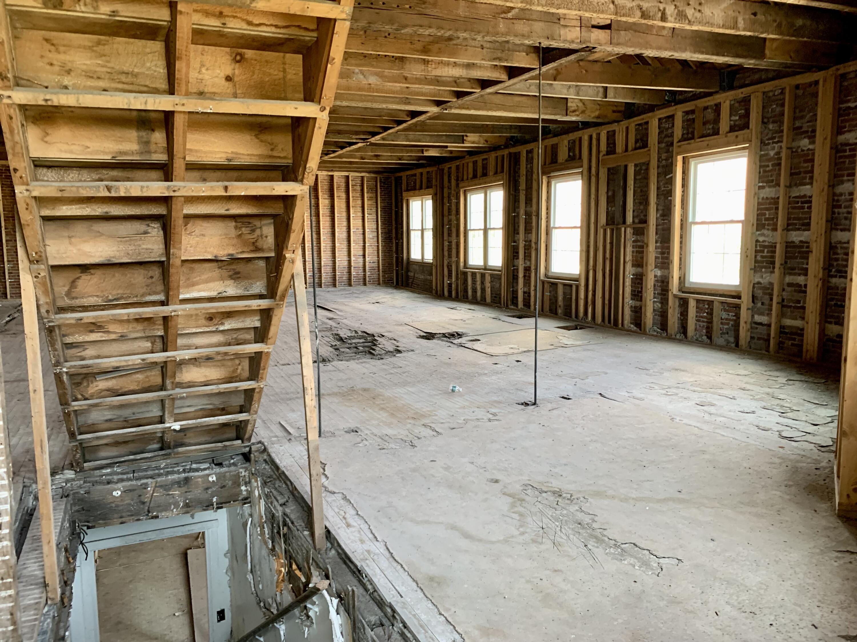 383 Main Street Calais ME 04619