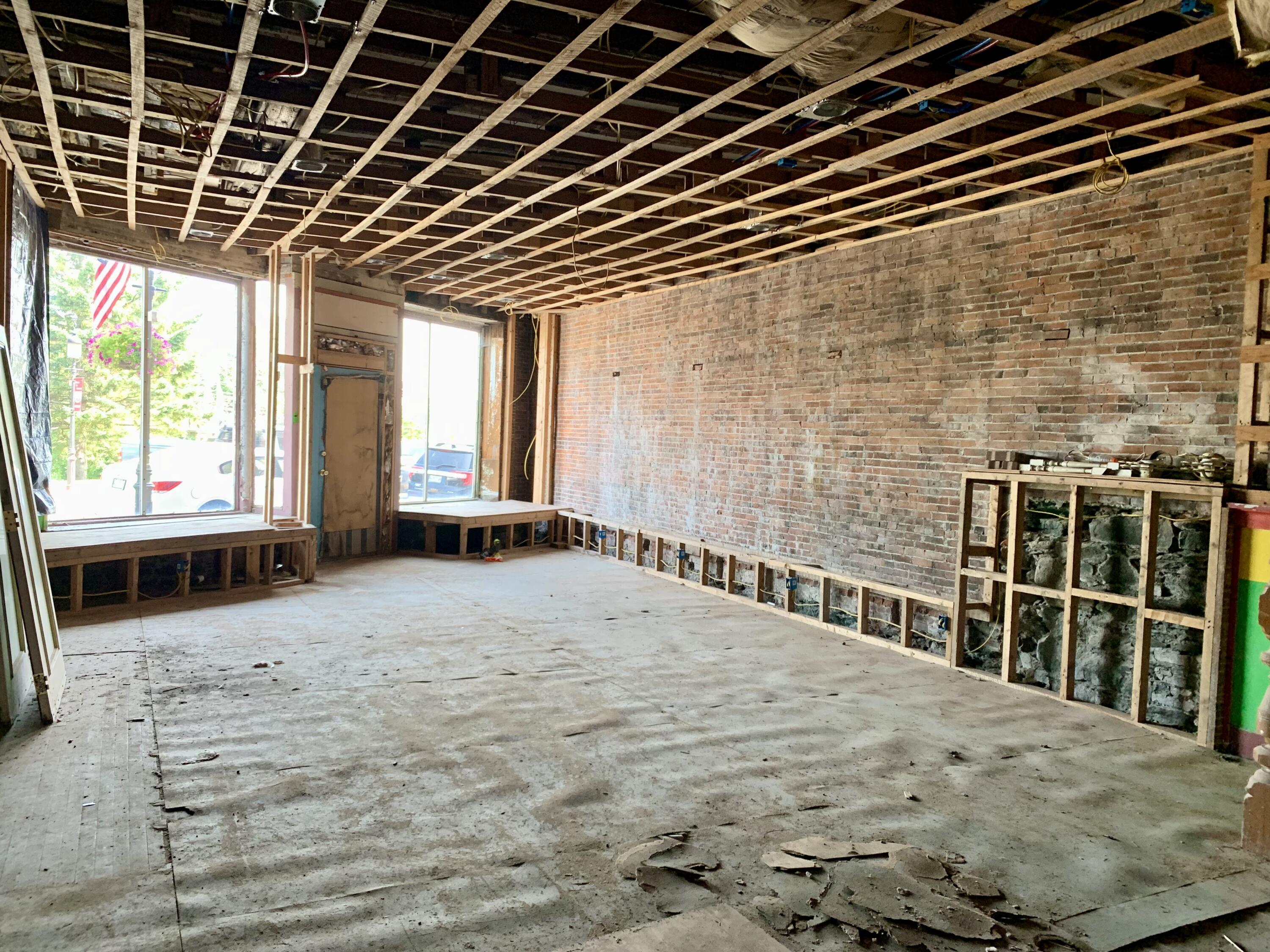 383 Main Street Calais ME 04619