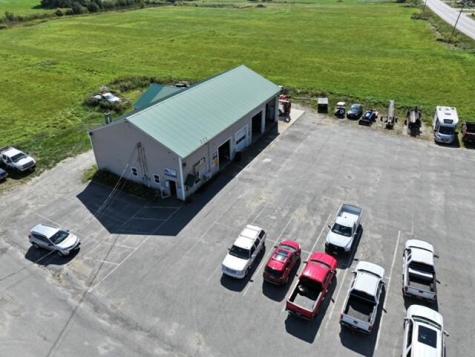 5 Amity Lane Pittston ME 04345