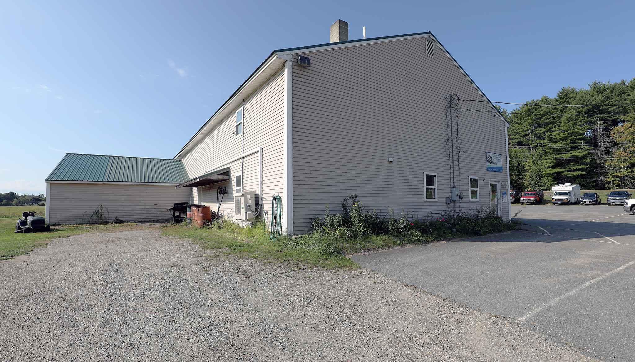 5 Amity Lane Pittston ME 04345