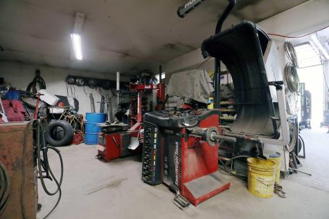 5 Amity Lane Pittston ME 04345