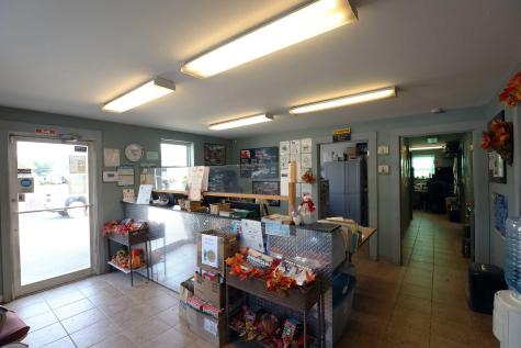 5 Amity Lane Pittston ME 04345