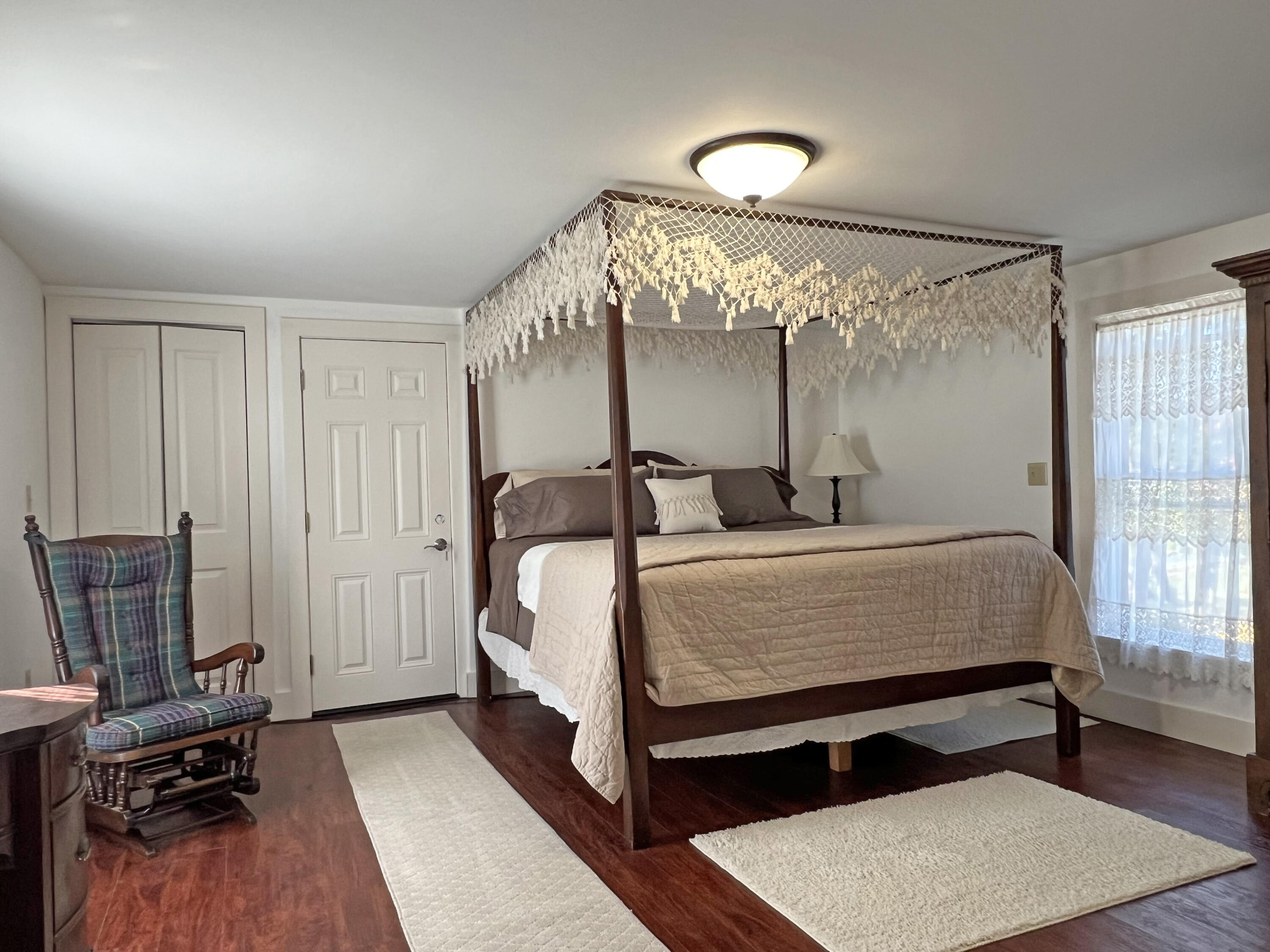 1442 Us Highway 1 Hancock ME 04640