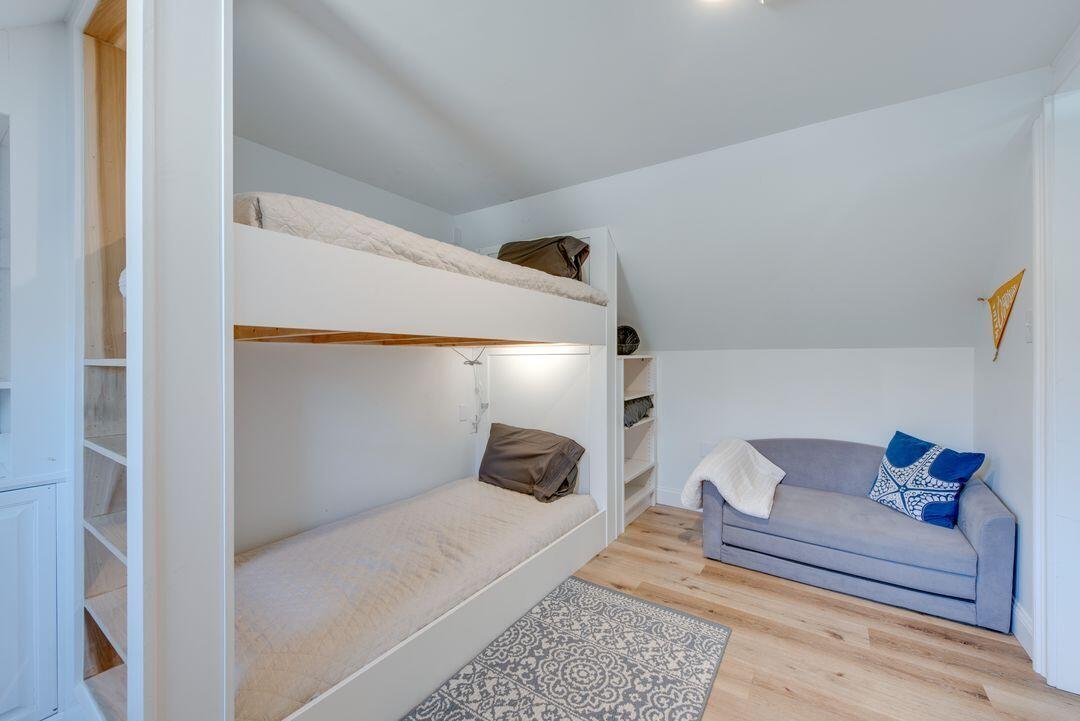 422 Main Street Ogunquit ME 03907