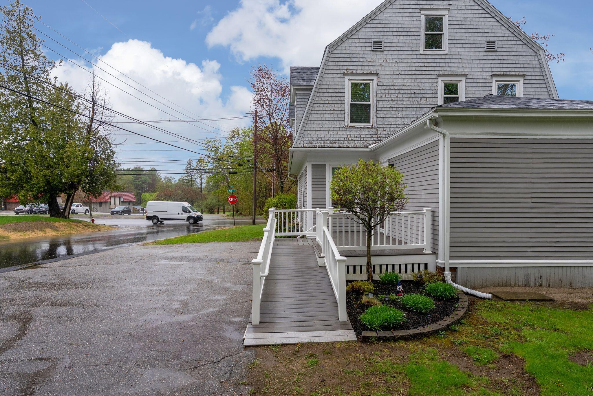 621 Main Street Lewiston ME 04240