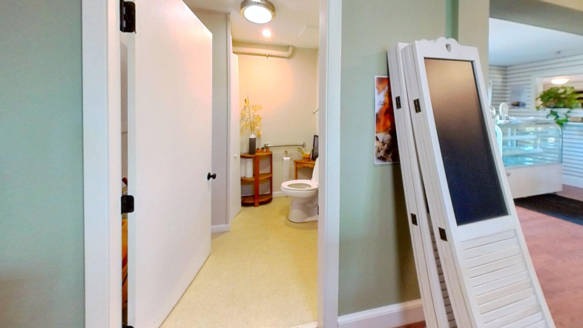 99 Commercial Street Bath ME 04530