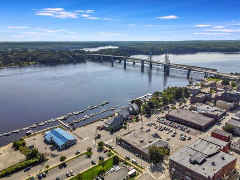 99 Commercial Street Bath ME 04530