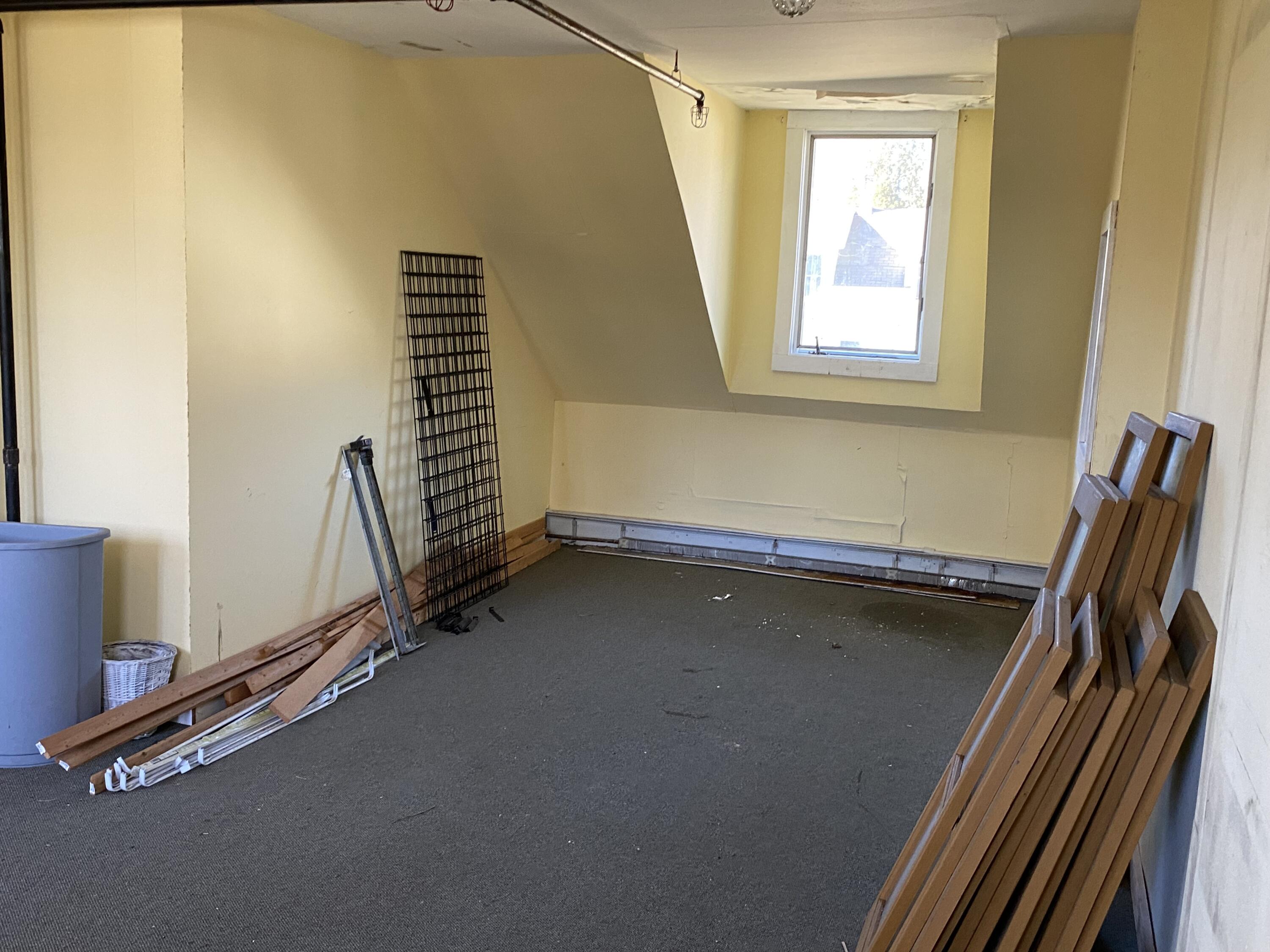 107 Derby Road Islesboro ME 04848