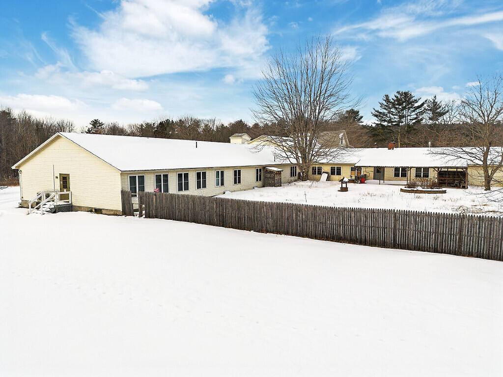 457 Old Lewiston Road Winthrop ME 04364