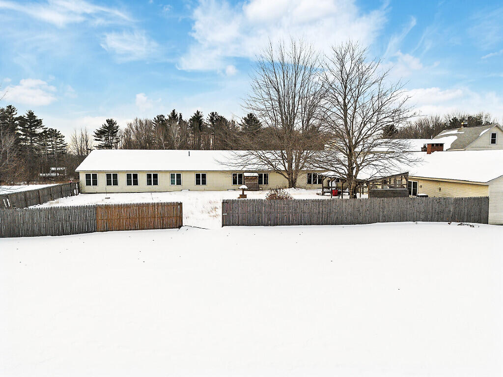 457 Old Lewiston Road Winthrop ME 04364