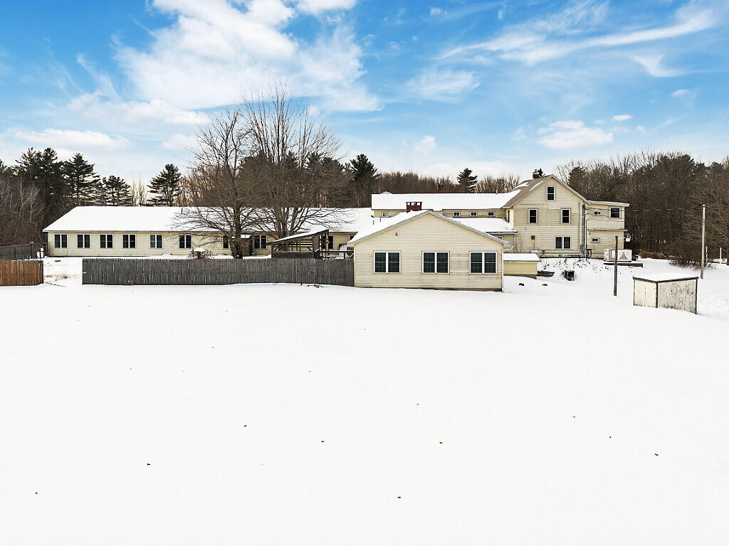 457 Old Lewiston Road Winthrop ME 04364