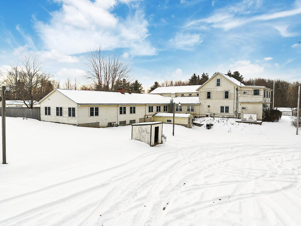 457 Old Lewiston Road Winthrop ME 04364